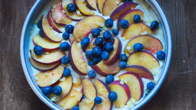 Berry Peach Cobbler Breakfast Cake