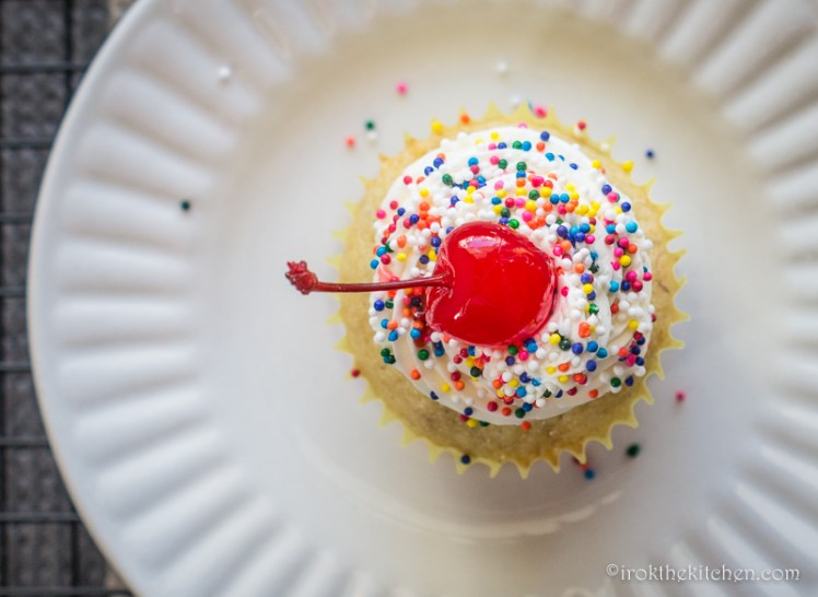 Banana Split Cupcakes-10