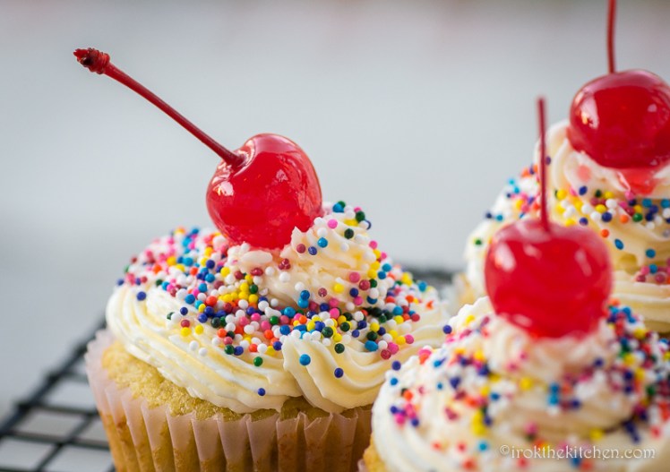 Banana Split Cupcakes-21