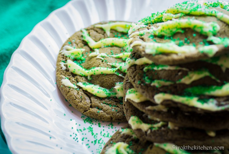 Flying Saucer Cookies-10