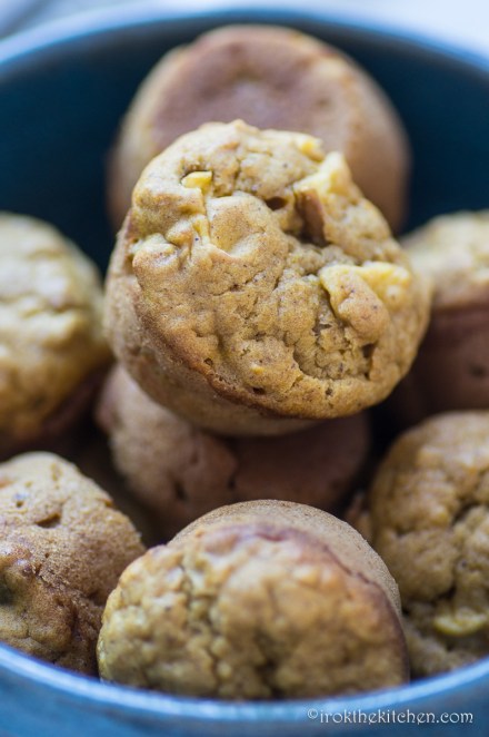 pumpkin-apple-muffins-15