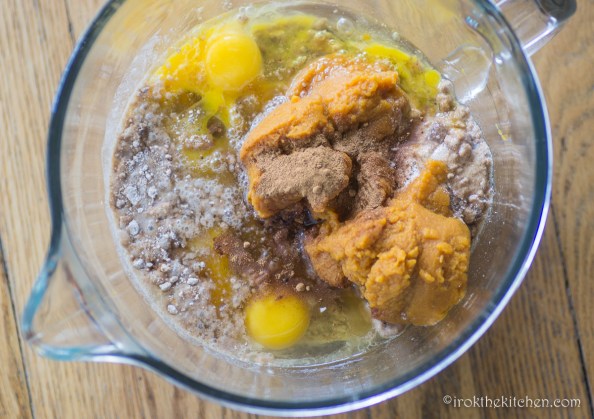 pumpkin-chocolate-bundt-cakes-1